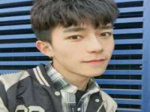 （今日话题）    你希望你结婚的另一... 说一句爱你有多甜蜜就