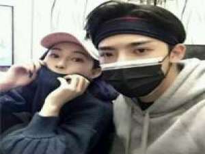 睡前跟喜欢的人打电话