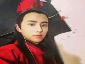 向邀宇 你看到的洒脱，都是我