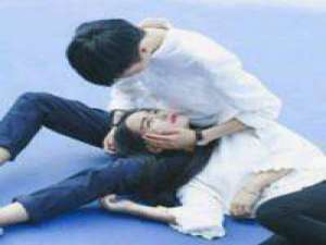 我们都有一个，想回却