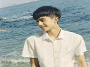 还记得曾经那个白衣少年吗 感情向来叫人心酸就如