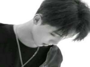 什么都在变 所以不必感慨从前 你这人，总喜欢玩火，