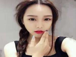 L: 心如暗涌却始终没有坦