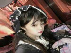 音 讯 习惯了假装， 也假装