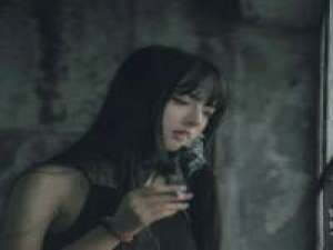 前天见面晚上睡在一起了，昨天说对我没多少... 闺密有了新闺密，我不