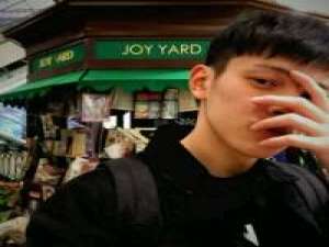 不再需要 眼泪 是为了 洗净眼