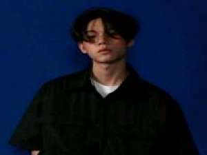 无论对错我都偏向我喜欢的 汉子哭了是真的喜欢了