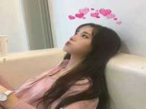 我还是一个人，可是我不想一个人。 再也碰不到那个与我相