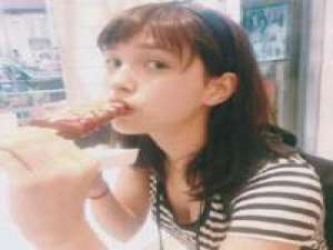 那天遇见你，我的青春便不再安分守己。 The happin