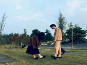 我没想过要为谁改变，