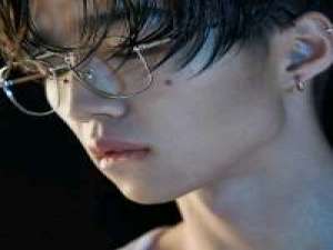 一组男头，望喜 旧城里看不见阳光，你