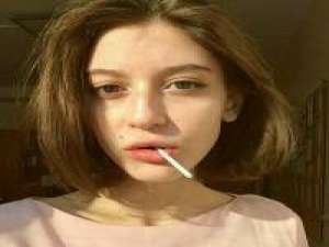 也许他是真的比我还要爱你 我甚至连他的一张照片