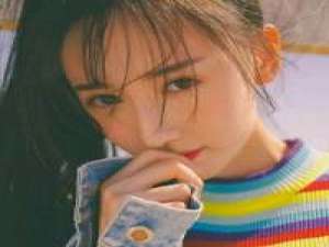 头 . 爱笑的女生运气不会差