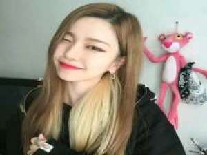 无需假装 赤诚善良 我努力逗你笑却输给了