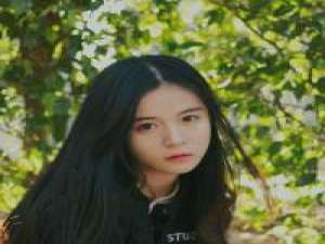 拿图给花。 他曾是我的太阳我的信