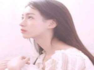 我想做一场梦 一场你也喜欢我的梦 只是爱你心如今还是放