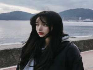 林北酱. 似乎你我之间的空气都