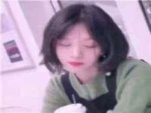 未遇见你 连连衣裙都感到怀才不遇. 摇着处对像的旗，艹着