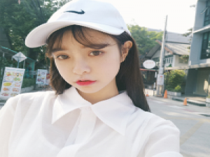 元气少女 开心的事不能和你说，