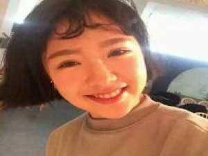 爱笑的女生运气不会差 情人节有谁可以陪我过