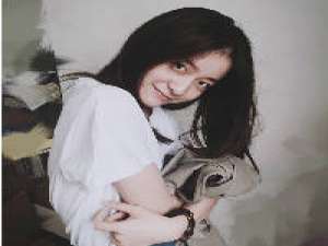 没有快乐，微笑还在。