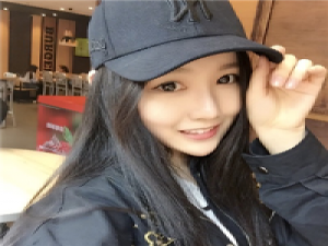 风流 你枉有杯醉人的酒，却