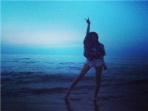 鉐頭剪刀咘，輸ㄋ伱媞