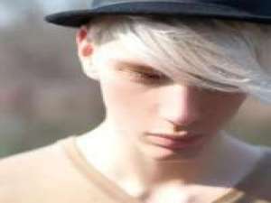 只希望坎坷走尽有人陪——徐心然. 比失去你更令我伤心的