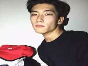 你喜欢就好 每天重复着一个状态：