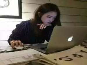 你喜欢就好 有时候，我们必须闭上