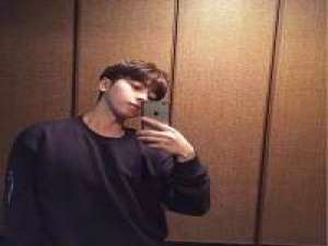 个性男头。 青春有价， 给自己一