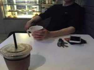 套路 想笑来伪装掉下的眼泪