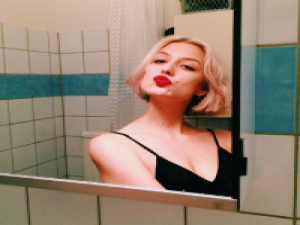 喜欢你笑 大片大片凉意的风入侵