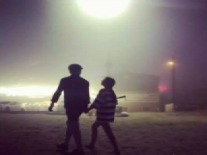 未来的人 听尽情歌，字字句句刻