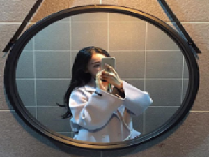 Qin 爱上了一个没有可能的