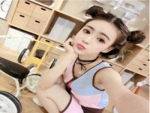 不再相信爱情的人特别酷 我不怕黑不怕冷不用顾