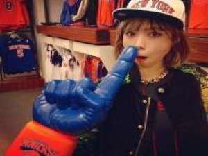 不喜欢把颠沛流离挂在