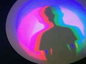 自爱沉稳 而后爱人 昔日美好的爱情在经历