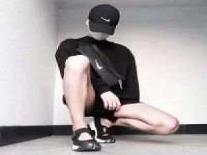 别再到处流浪 有些话说与不说都是伤