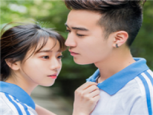 你说你爱的人都已经离去 我好羡慕他 连说慌的