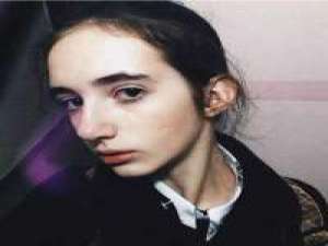 你年纪轻轻 心地善良 你怕什么 . 被人保护着的感觉，十