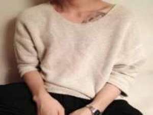 墙倒众人推. 谁在我身边就很好 白