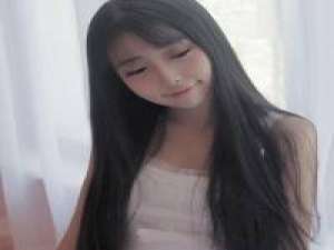 淡发香 不想你这样耀眼 只想