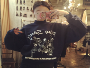 胡桃阿宝 听说树木最坚硬的地方