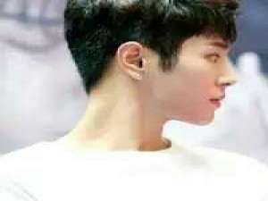 手可摘星辰 我应该用第几人称的笔