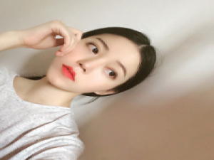 千秋万象 一直揉着沙子的眼珠子