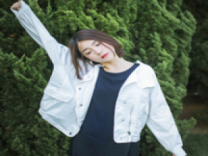 我已经不再是你所想要的那种幸福 不舒服的时候就特别想