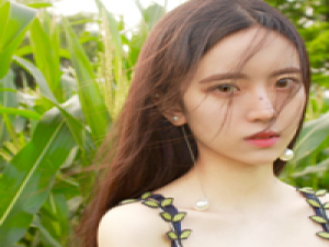 爱城笑 任凭休止符落下，模仿