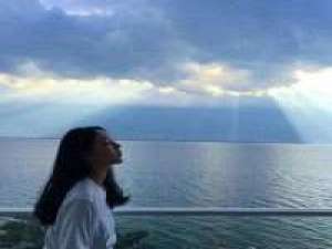 清新 也不轻也不重，让此间