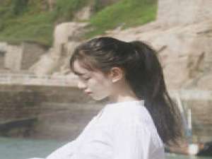 爱可平山河. 梦波被荡成排山倒海时